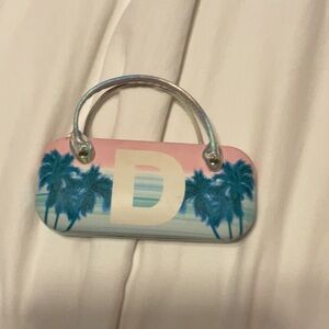 Sunglasses holder used lightly